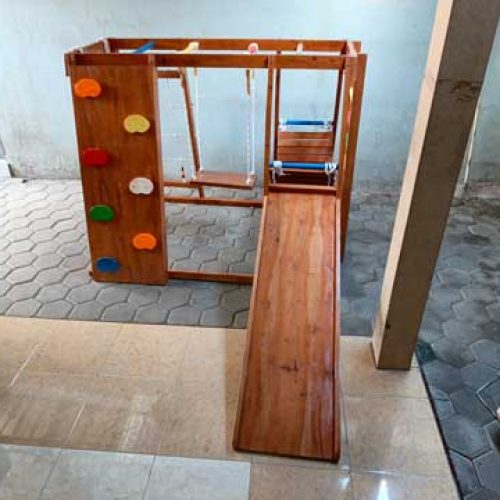 Pengadaan Playground Brakiasi Anak Brebes