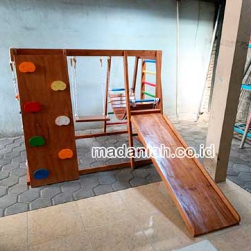 Pengadaan Playground Brakiasi Anak Bulungan