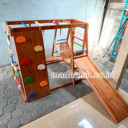 Pengadaan Playground Brakiasi Anak Denpasar