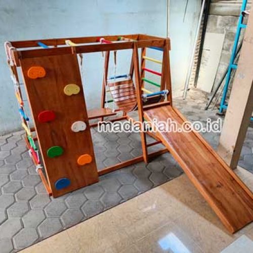 Pengadaan Playground Brakiasi Anak Gunungkidul
