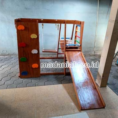 Pengadaan Playground Brakiasi Anak Karangasem Pengadaan Playground Brakiasi Anak Karangasem