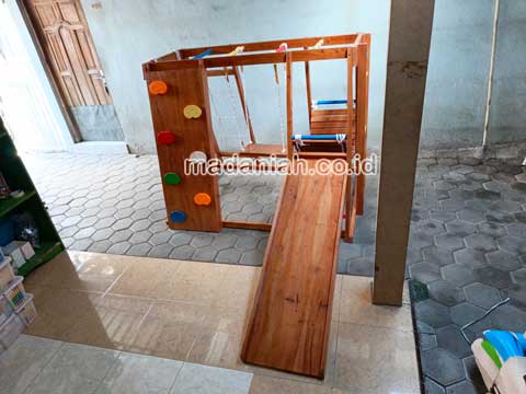 Pengadaan Playground Brakiasi Anak Kepulauan Selayar Berkualitas