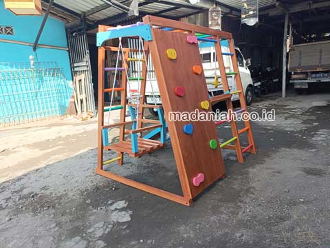 Pengadaan Playground Brakiasi Anak Kepulauan Tanimbar Berkualitas
