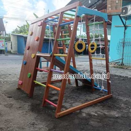 Pengadaan Playground Brakiasi Anak Kota Banjarbaru