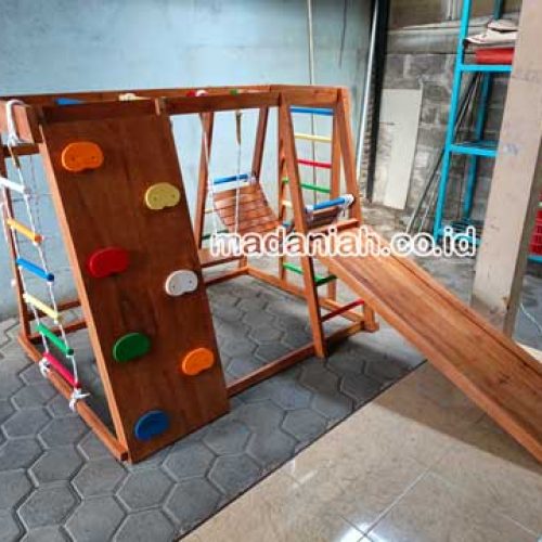 Pengadaan Playground Brakiasi Anak Kota Cilegon