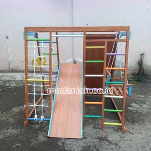 Pengadaan Playground Brakiasi Anak Kota Malang