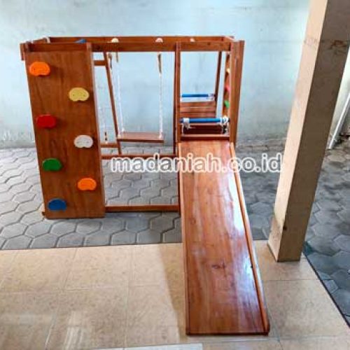 Pengadaan Playground Brakiasi Anak Kubu Raya Pengadaan Playground Brakiasi Anak Kubu Raya