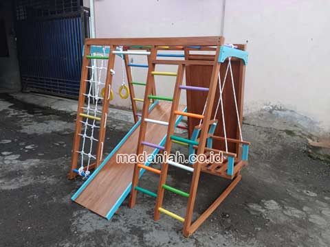 Pengadaan Playground Brakiasi Anak Lamongan