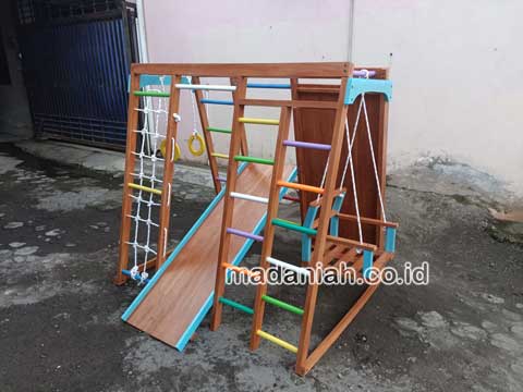 Pengadaan Playground Brakiasi Anak Lombok Timur Murah