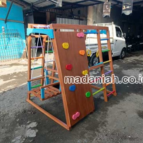 Pengadaan Playground Brakiasi Anak Maybrat Murah