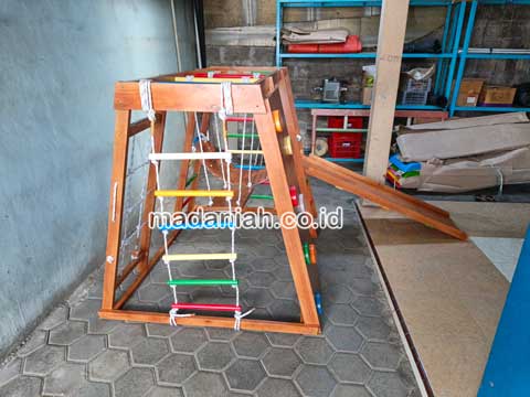 Pengadaan Playground Brakiasi Anak Mesuji Terpercaya