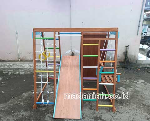 Pengadaan Playground Brakiasi Anak Ogan Komering Ulu Selatan