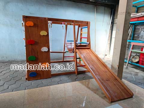 Pengadaan Playground Brakiasi Anak Pakpak Bharat Murah