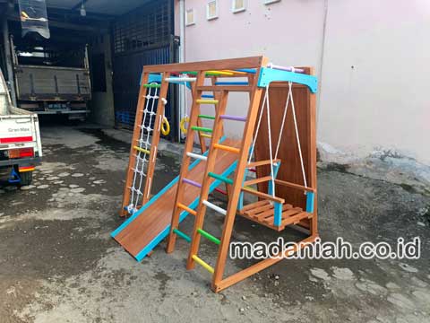 Pengadaan Playground Brakiasi Anak Pakpak Bharat