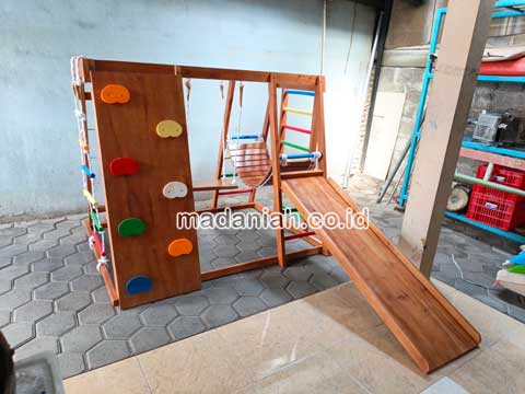 Pengadaan Playground Brakiasi Anak Pekalongan