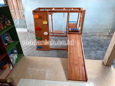 Pengadaan Playground Brakiasi Anak Pinrang Murah