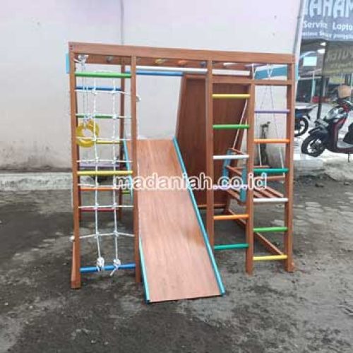Pengadaan Playground Brakiasi Anak Purworejo