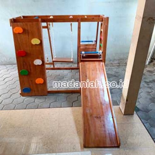 Pengadaan Playground Brakiasi Anak Tana Tidung