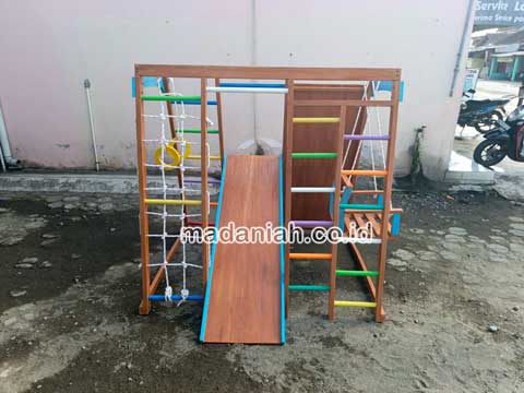 Pengadaan Playground Brakiasi Anak Tulang Bawang Barat