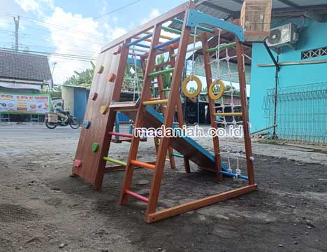 Pengadaan Playground Brakiasi Kayu Gorontalo Utara Murah
