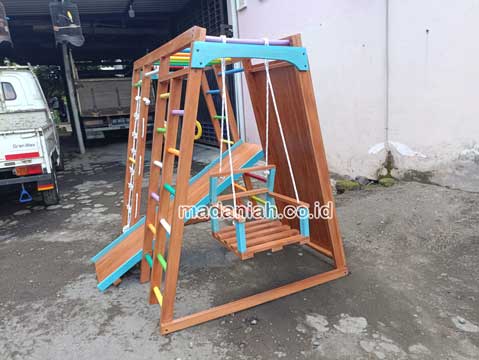 Pengadaan Playground Brakiasi Kayu Kepulauan Aru Murah