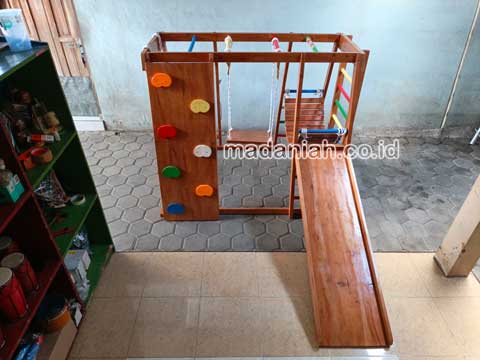 Pengadaan Playground Brakiasi Kayu Pulang Pisau Berkualitas