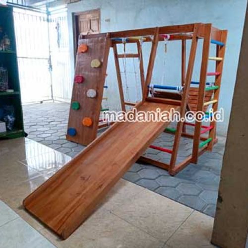 Pengadaan Playground Brakiasi Kayu Seram Bagian Timur Pengadaan Playground Brakiasi Kayu Seram Bagian Timur