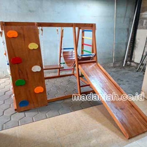 Produsen Playground Brakiasi Anak Balangan