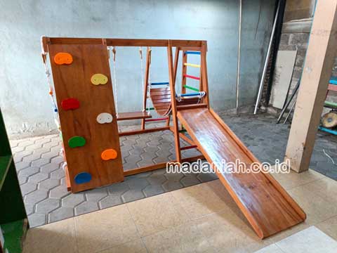 Produsen Playground Brakiasi Anak Balangan