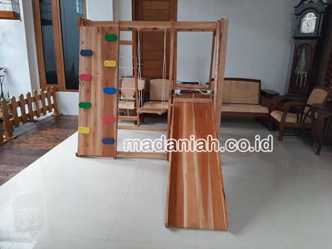 Produsen Playground Brakiasi Anak Bolaang Mongondow Timur
