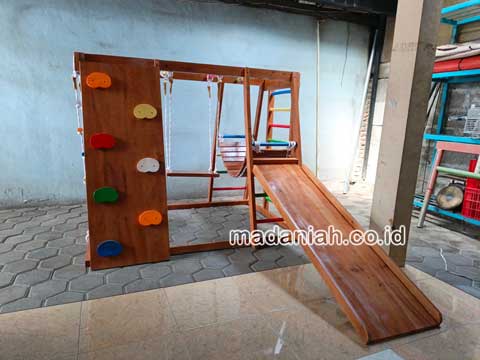 Produsen Playground Brakiasi Anak Gunung Mas