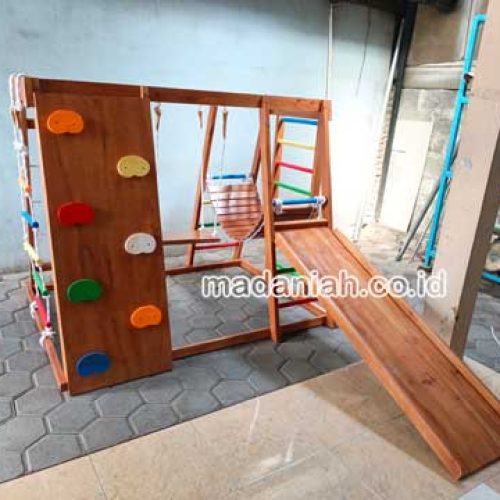 Produsen Playground Brakiasi Anak Hulu Sungai Selatan