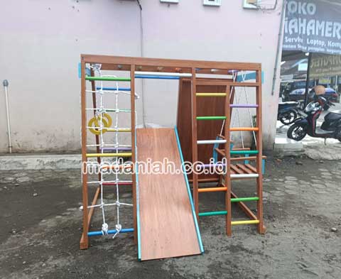 Produsen Playground Brakiasi Anak Kepulauan Anambas