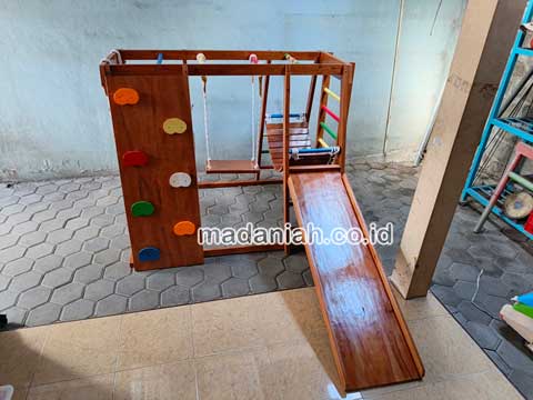 Produsen Playground Brakiasi Anak Kotabaru