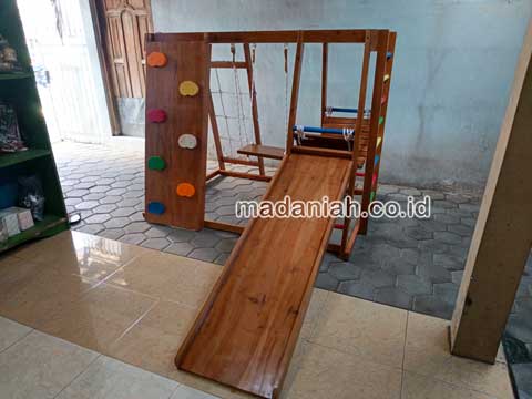 Produsen Playground Brakiasi Anak Kutai Barat Murah