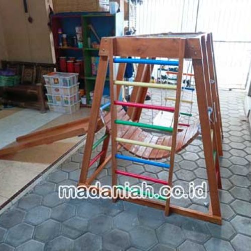 Produsen Playground Brakiasi Anak Luwu Berpengalaman