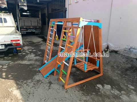 Produsen Playground Brakiasi Anak Maluku Tengah Terdekat