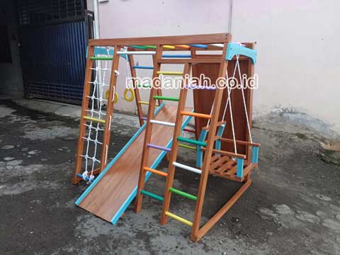 Produsen Playground Brakiasi Anak Mamberamo Raya