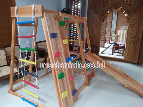 Produsen Playground Brakiasi Anak Manggarai Timur
