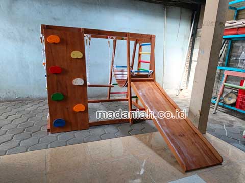 Produsen Playground Brakiasi Anak Sleman