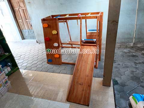 Produsen Playground Brakiasi Anak Tanah Laut Terdekat