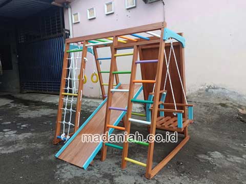 Produsen Playground Brakiasi Anak Wakatobi