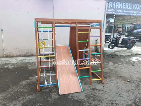 Produsen Playground Brakiasi Kayu Enrekang