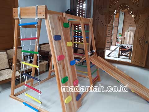 Produsen Playground Brakiasi Kayu Puncak Jaya