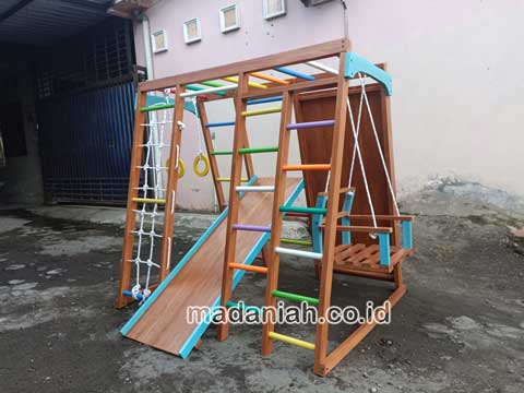 Toko Playground Brakiasi Anak Banggai Kepulauan