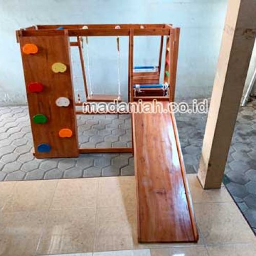 Toko Playground Brakiasi Anak Bantaeng