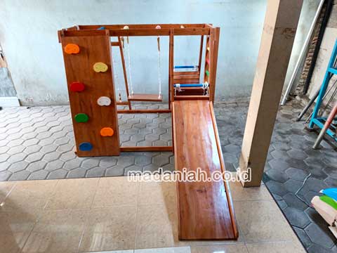 Toko Playground Brakiasi Anak Boalemo
