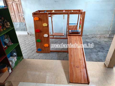 Toko Playground Brakiasi Anak Gresik Terpercaya