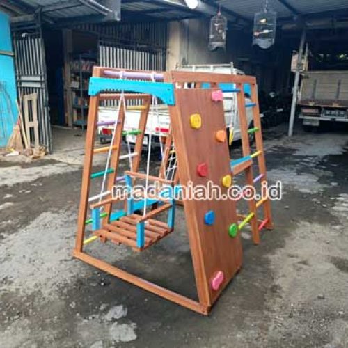 Toko Playground Brakiasi Anak Halmahera Selatan