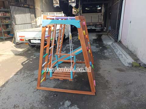 Toko Playground Brakiasi Anak Kapuas